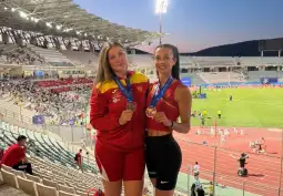 Vesna Kljajević i Anđela Drobnjak; Foto: ASCG