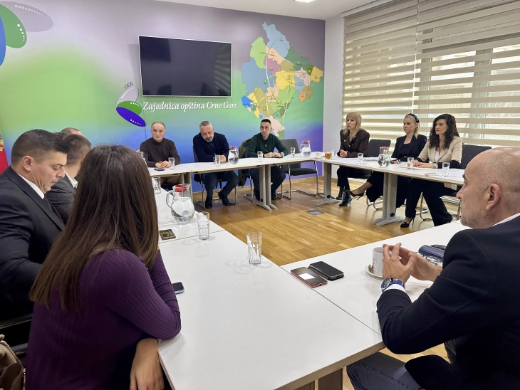Povećati učešće države u finansiranju dnevnih centara
