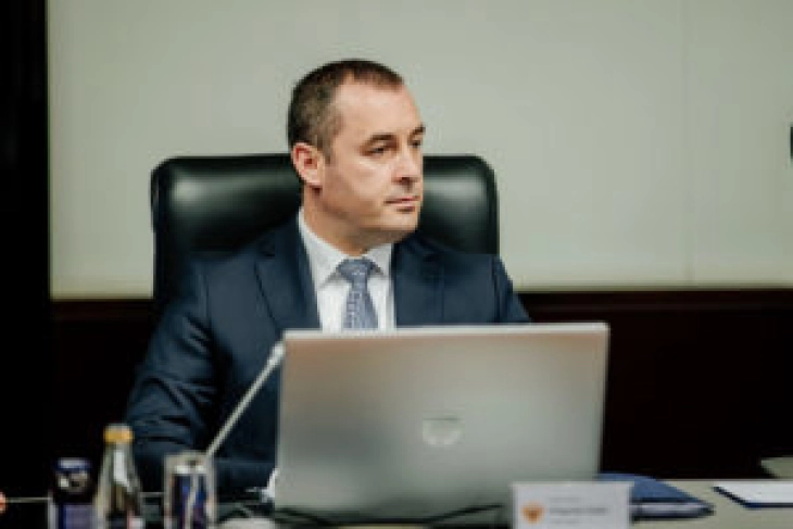 Šćekić: Mandić da hitno zakaže nastavak sjednice