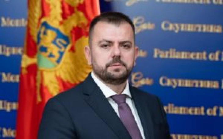 Ćorović: Svi da prihvate predlog da se VK uključi u rješavanje ustavne krize