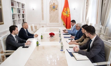 Mandić: Učiniću sve da se situacija u parlamentu riješi na miran način
