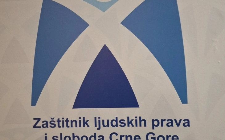 Poštovati rad novinara i njihov doprinos demokratizaciji društva