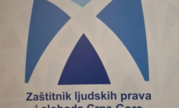Poštovati rad novinara i njihov doprinos demokratizaciji društva