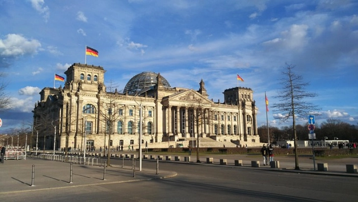 Bundestag usvojio predlog opozicije o strožoj migracionoj politici