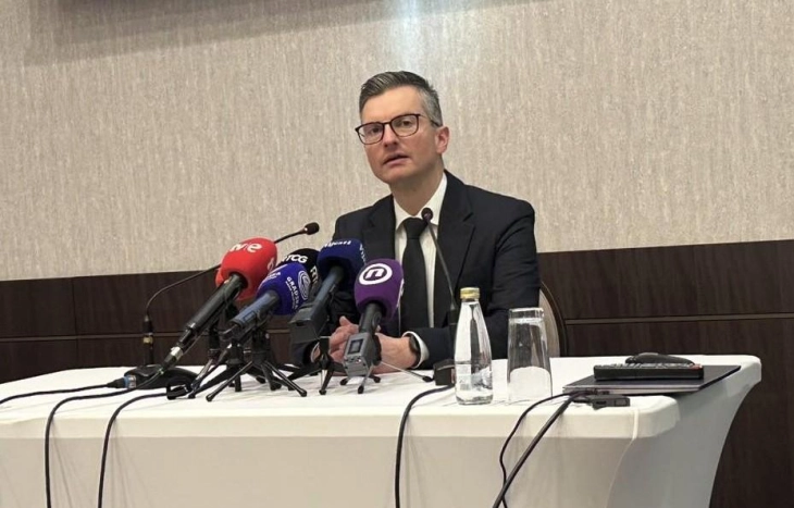 Šarec: Crna Gora nema snage za borbu na više frontova