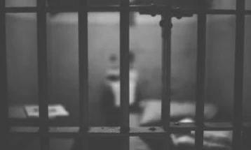 Određen pritvor profesoru osumnjičenom za seksualno uznemiravanje učenice