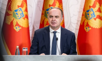 Gjeloshaj saglasan sa stavom predsjednika primorskih opština
