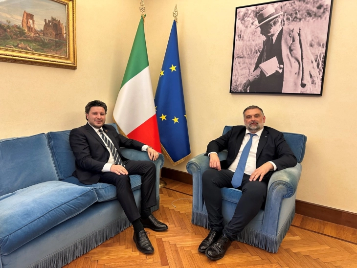 Abazović: Liniju Bar-Bari organizovati tokom cijele godine