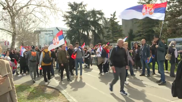 Počela okupljanja građana u Beogradu pred protest