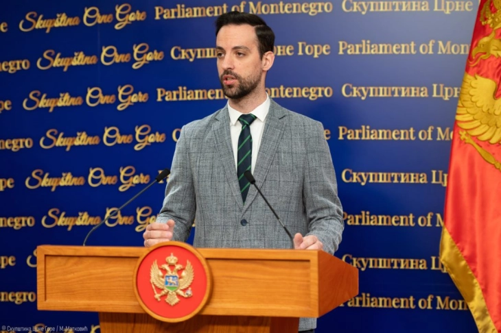 Zirojević: Suprotno Poslovniku ne dozvoljavaju opoziciji da postave pitanja