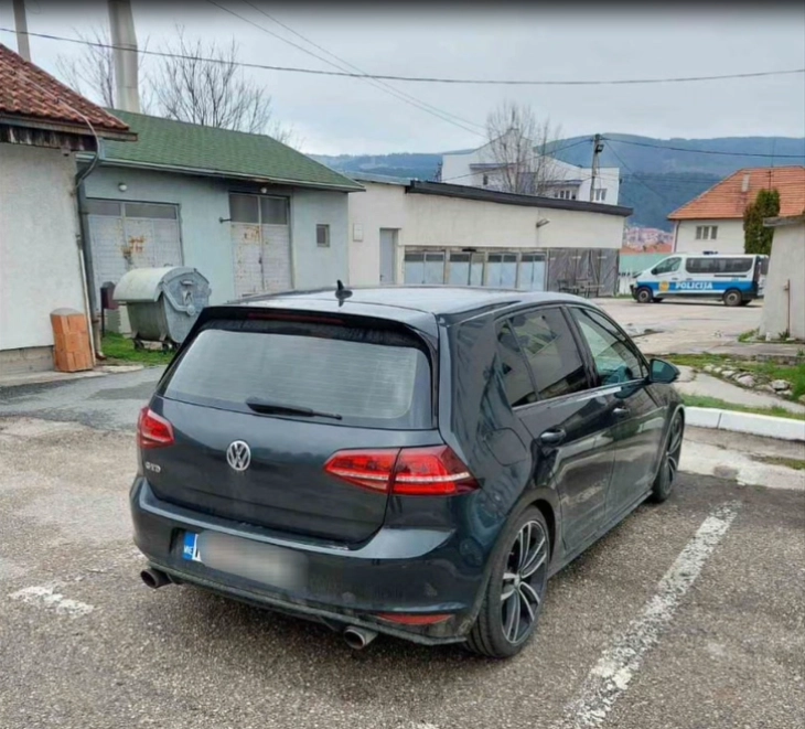 Pretresi u južnoj i zapadnoj regiji, oduzeto oružje i municija