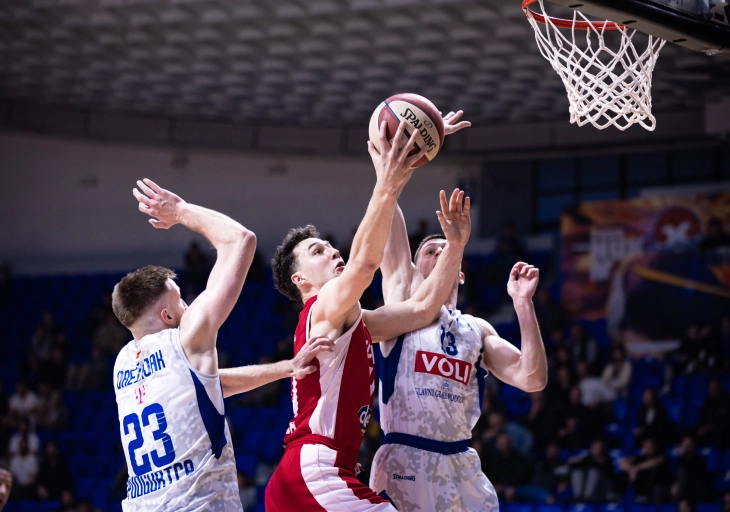Košarkašima Budućnosti gradski derbi