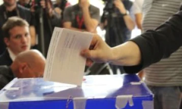 U ponoć izborna tišina uoči izbora u Nikšiću i Herceg Novom