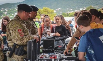 Kampanja Vojska u vašem gradu sjutra u Podgorici