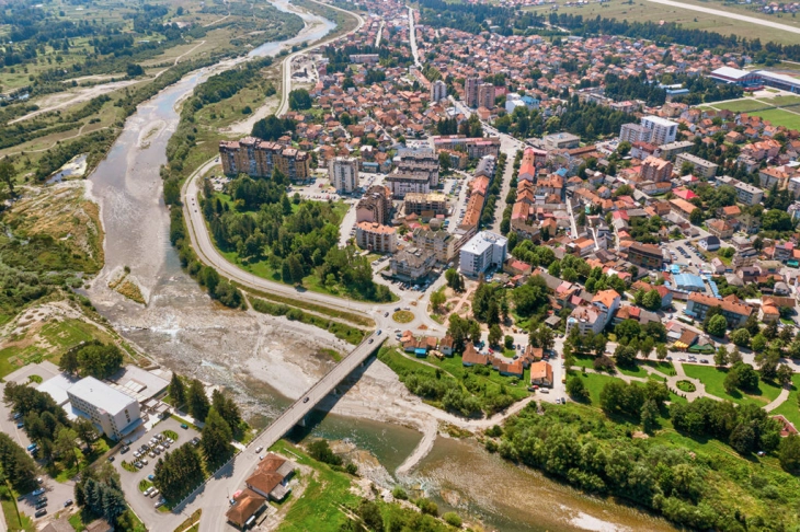 Lutovac vjeruje da će UAE investirati na Jelovici
