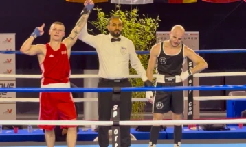 Đinović u finalu turnira u Parizu