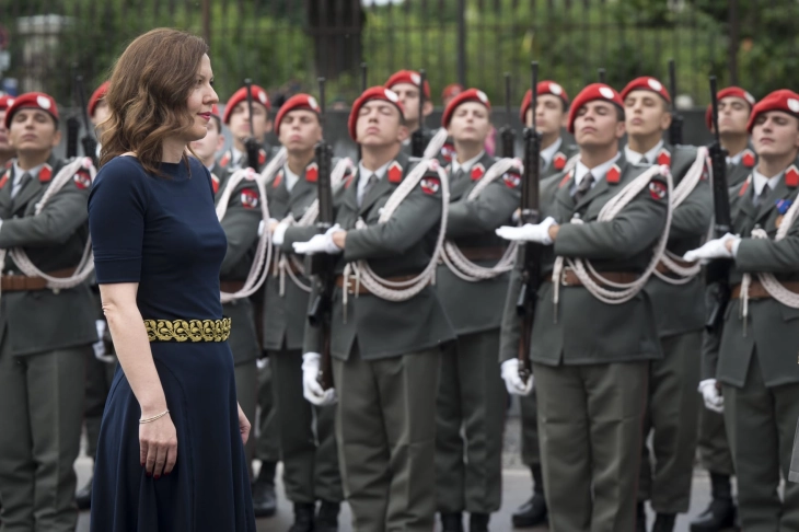 Anđić predala akreditivna pisma predsjedniku Austrije