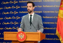 Zirojević traži od AMU da zabrani emitovanje Pinka