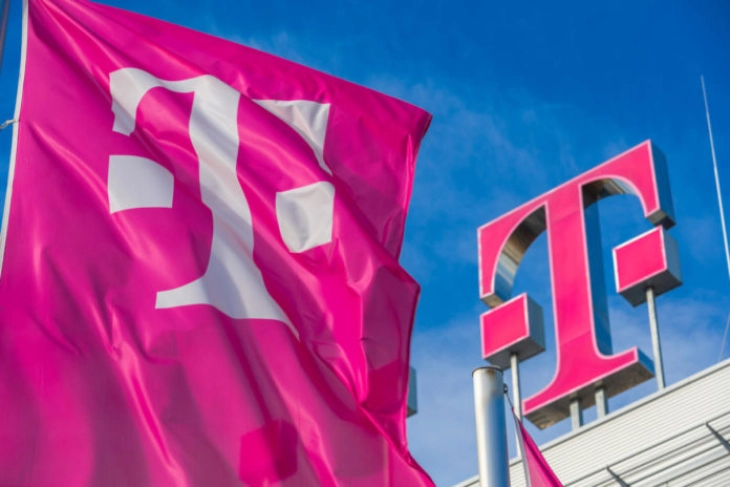 Steady growth of key financial indicators and strong customer confidence