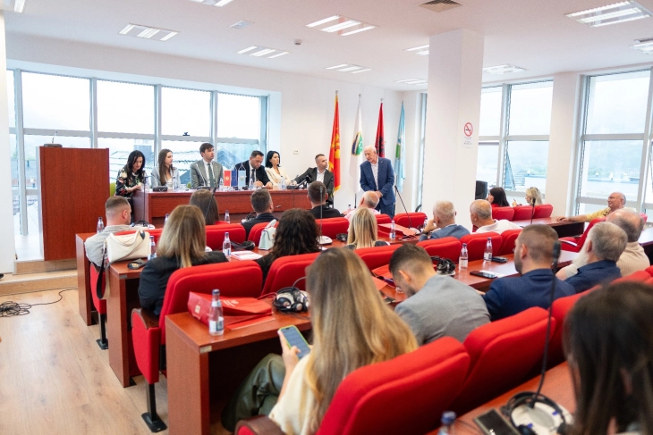 Lokalne zajednice da budu ključni partneri u privlačenju investicija