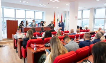  Lokalne zajednice da budu ključni partneri u privlačenju investicija