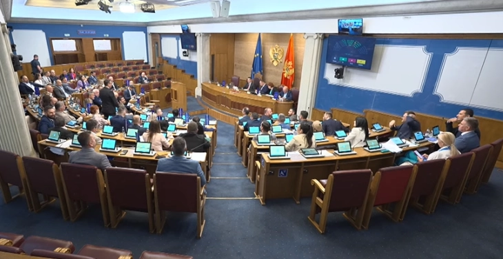 Usvojene dopune seta zakona za povećanje zarada sudijama i tužiocima