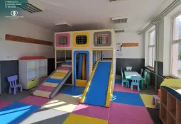 Prostor škole u Murinu oplemenjen dječjom igraonicom