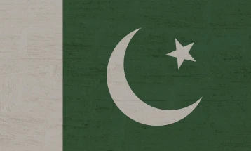 Najmanje 49 osoba poginulo u poplavama u Pakistanu