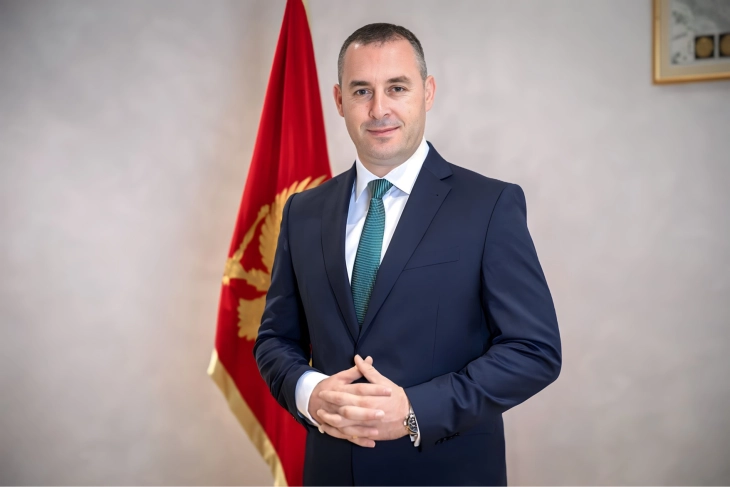 Šćekić čestitao vaterpolistima osvajanje evropskog zlata