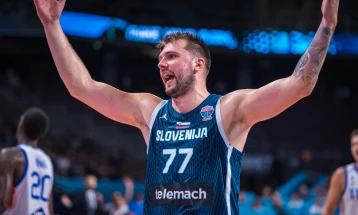 Slovenija bez polufinala, Njemačka rival Finskoj