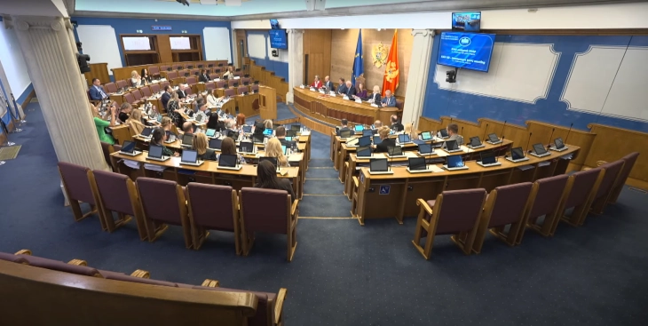 Crna Gora postigla napredak, Vlada da pojača napore