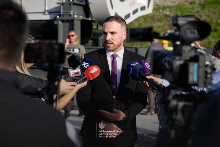 Počela da radi specijalizovana mašina za tretman guma