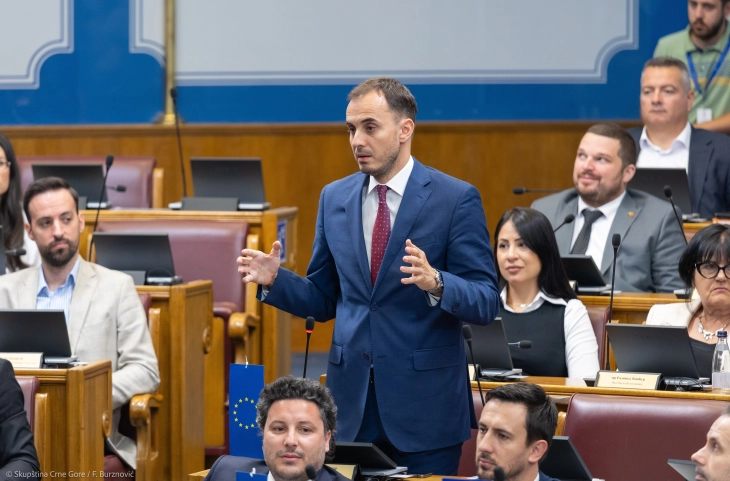 Konatar: Government proposes a budget lower by €250 million, violates the law