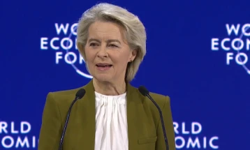 Fon der Lajen: EU će dati jedinstven i proporcionalan odgovor na prijetnje carinama zbog Grenlanda