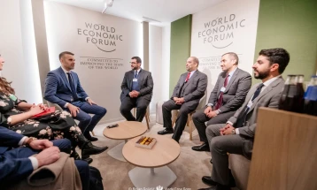 Bahrain ministers seek economic cooperation between the two countries