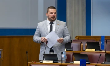 Mikic: Government humiliates pensioners by increasing pensions by 0.38 percent