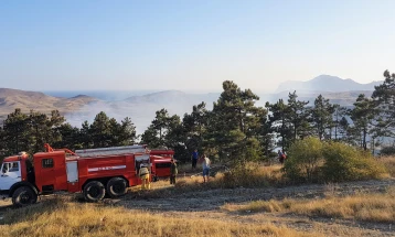 Aktivno nekoliko požara, na terenu i helikopteri MUP-a