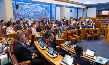 Parliamentary majority urges opposition to agree on platform in next five days