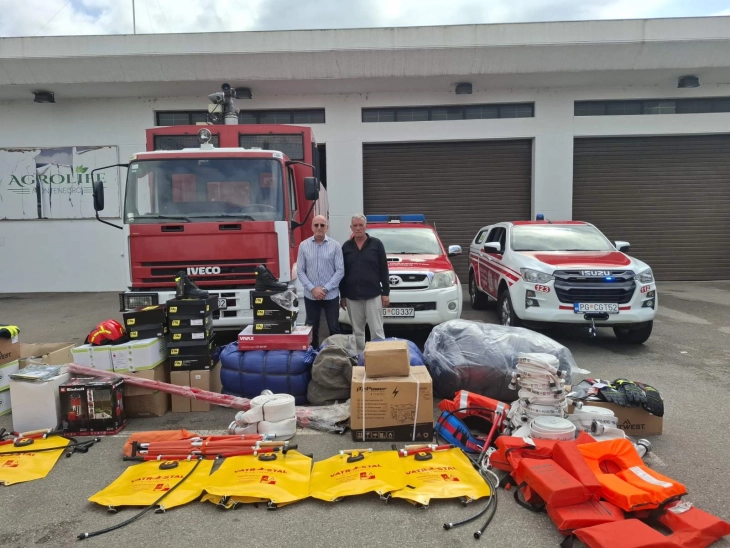 Direktorat za zaštitu i spašavanje donirao opremu i vozilo Službi zaštite i spašavanja Tuzi