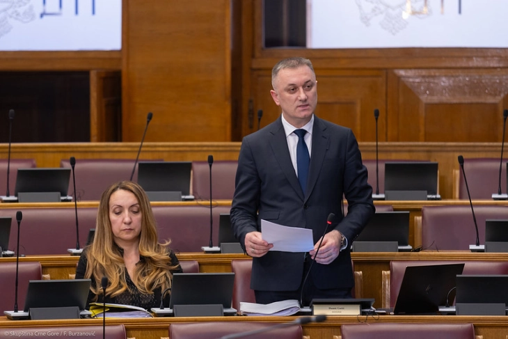 Gutić: Nema novca za povećanje penzija od po 40 EUR