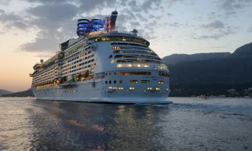 Kotor danas dočekuje tri broda