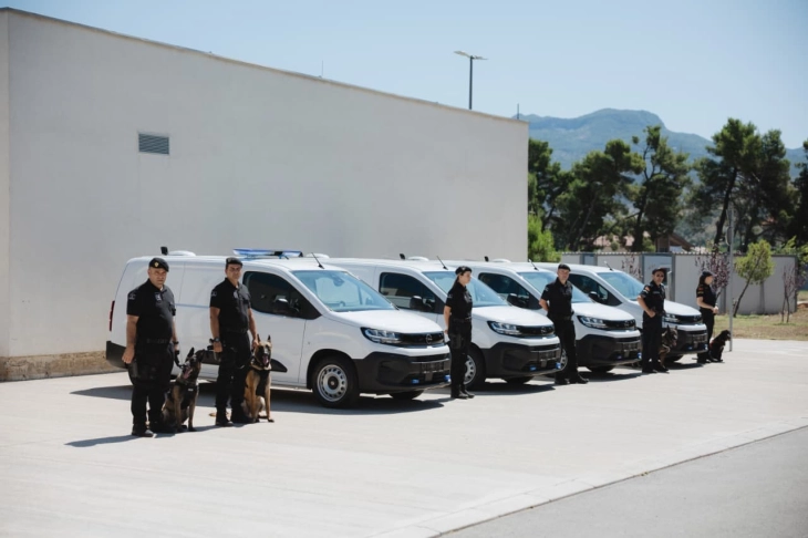 Misija OEBS-a obezbijedila specijalizovana K9 vozila za jačanje kapaciteta policije