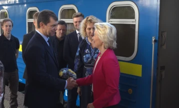 Fon der Lajen u posjeti Kijevu