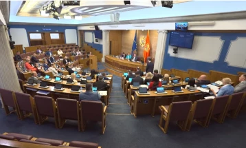 Skupština raspravlja o rekonstrukciji vlade, opozicija tražila odgađanje sjednice